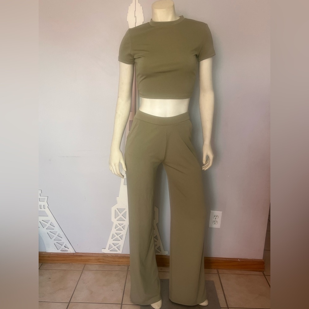 Light Olive Green Women's Two-Piece Set, with pocket.
Never Worn